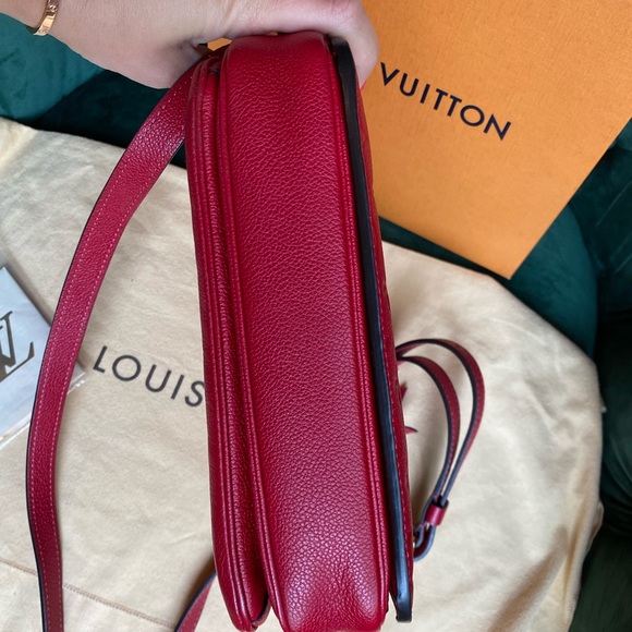 Authentic Louis Vuitton Métis red empreinte crossbody discontinued - Picture 6 of 13